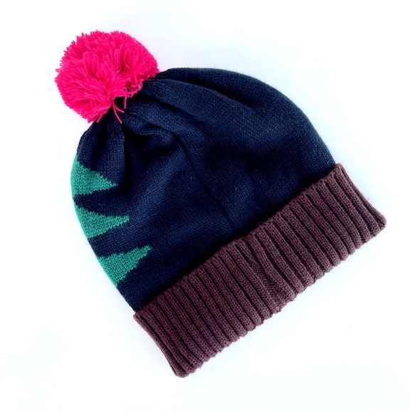 Knit Winter Hat with a Pom Pom - Picture 2 of 8